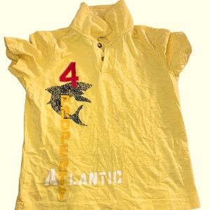 The polo shirt for tot boys good condition & is a stylish&comfortable choice.